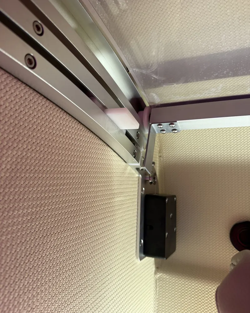 Door position limiter