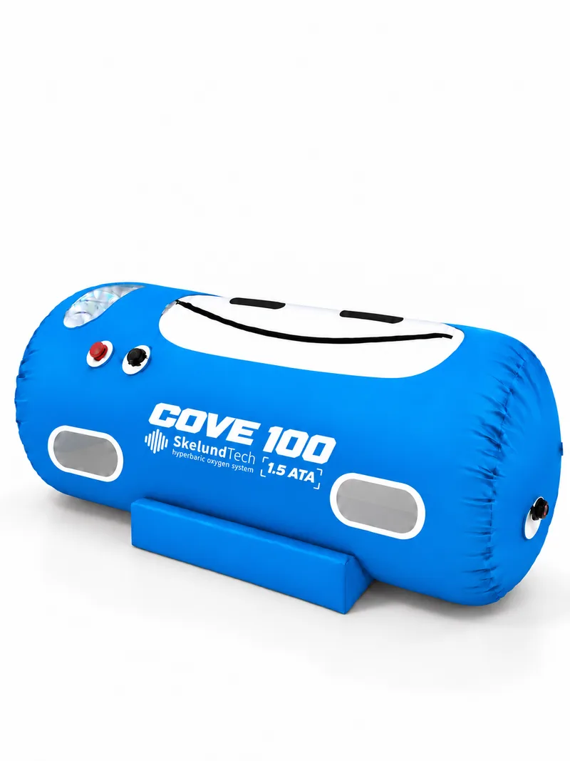 COVE Ø 100, blue cover, three-quarter view