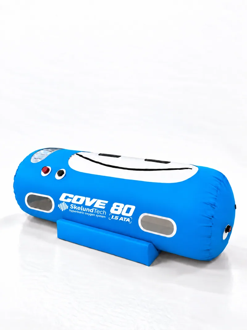 COVE Ø 80, blue cover, three-quarter view